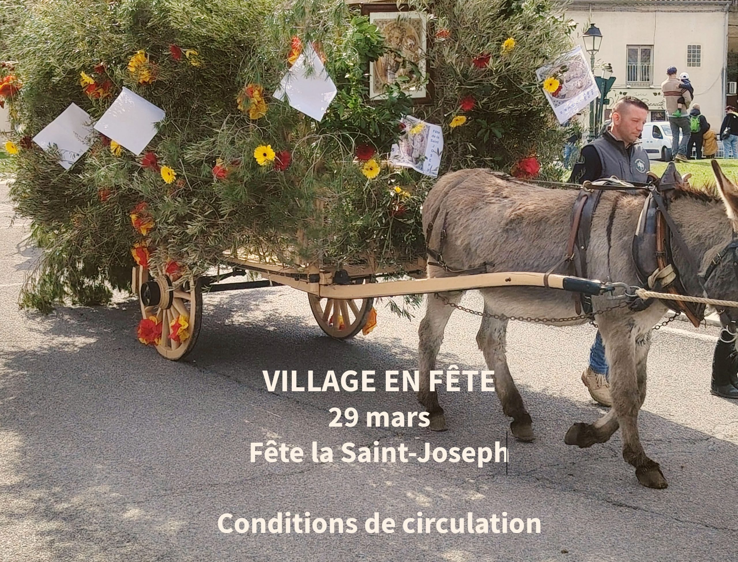 VILLAGE EN FETE CUT
